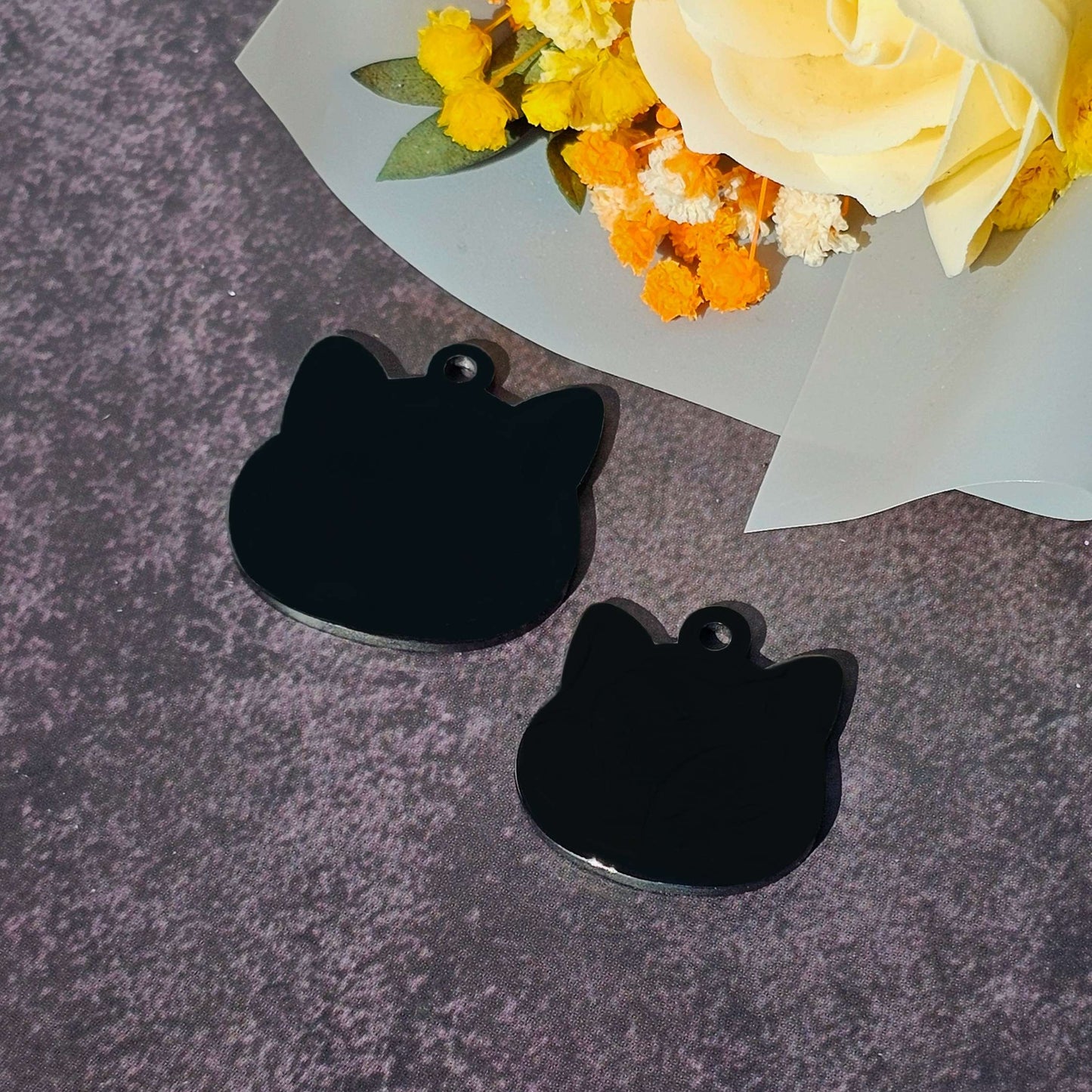 Eterna Tag L | Cat | Black
